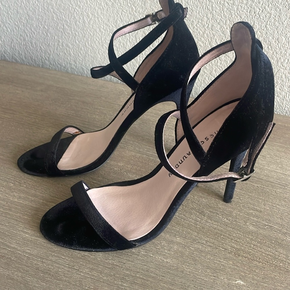 Chinese Laundry Velvet Heels